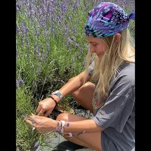 Meet your Posher, Abigail